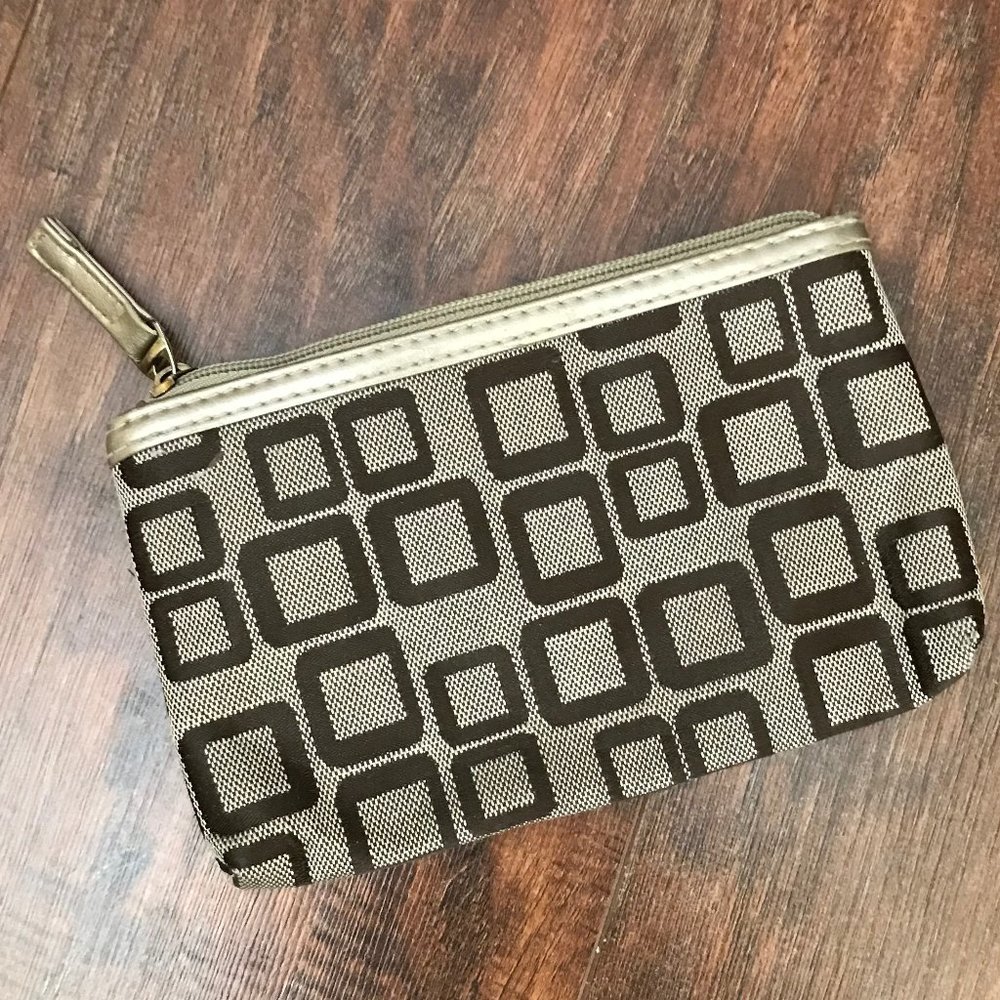 Compact Makeup Bag – Brown & Beige Cosmetic Pouch – 7" x 4.5"